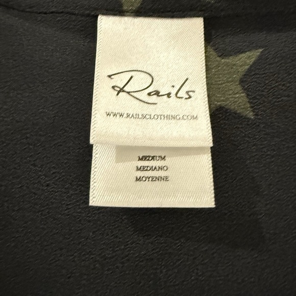 Rails Kate Silk Shirt Womens Medium Black Olive Green Stars Button Up - Picture 4 of 8